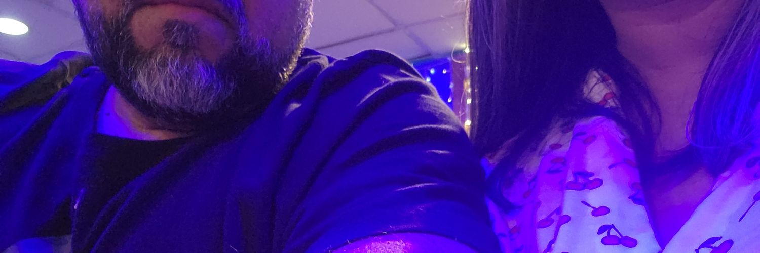 Juan Y Vane banner
