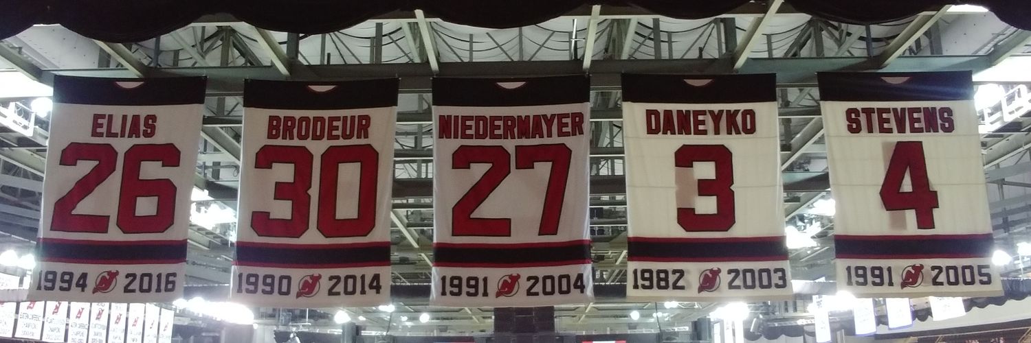 NaveMazz12's profile banner image
