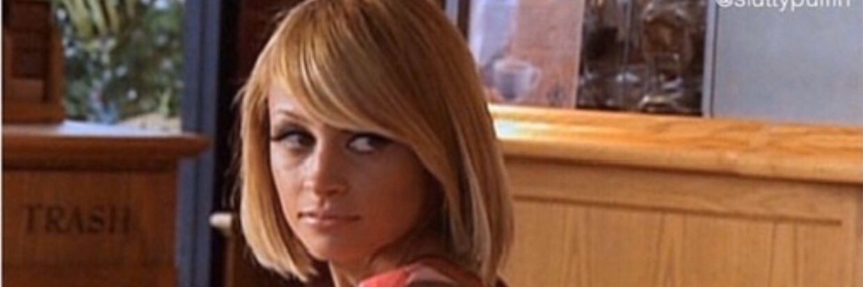 daniellelahm's profile banner image
