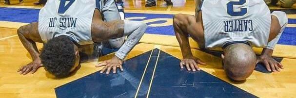 RealCaptainUh🐝 #HiveSZN banner