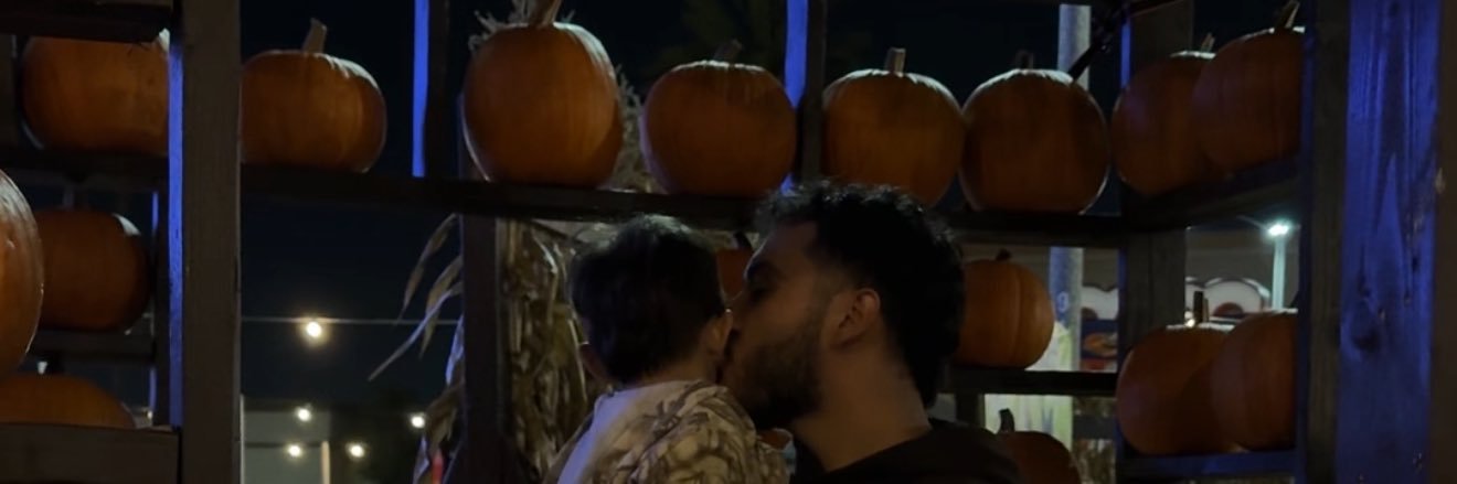 vashley_'s profile banner image
