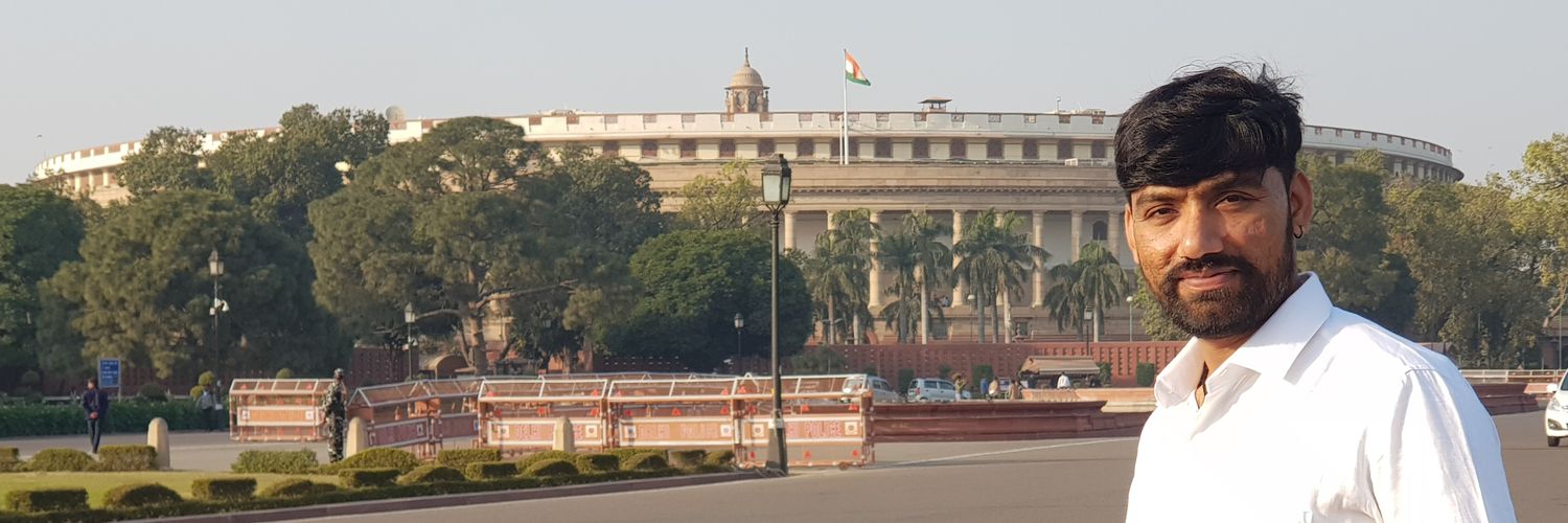 Nishit Makwana 🇮🇳 banner