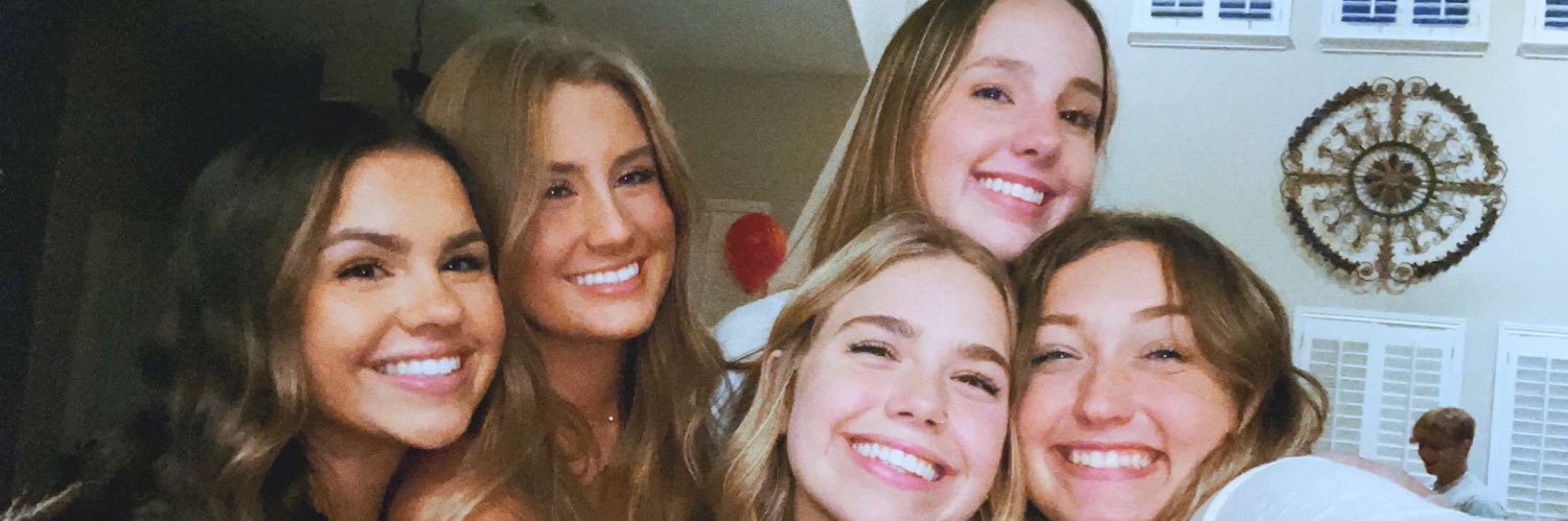 abbyyroseee_'s profile banner image