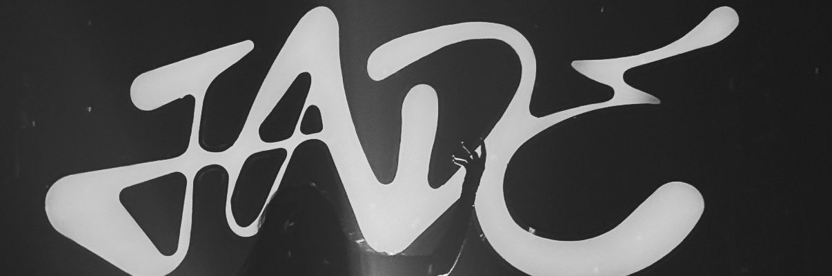 marie ⚡︎ banner