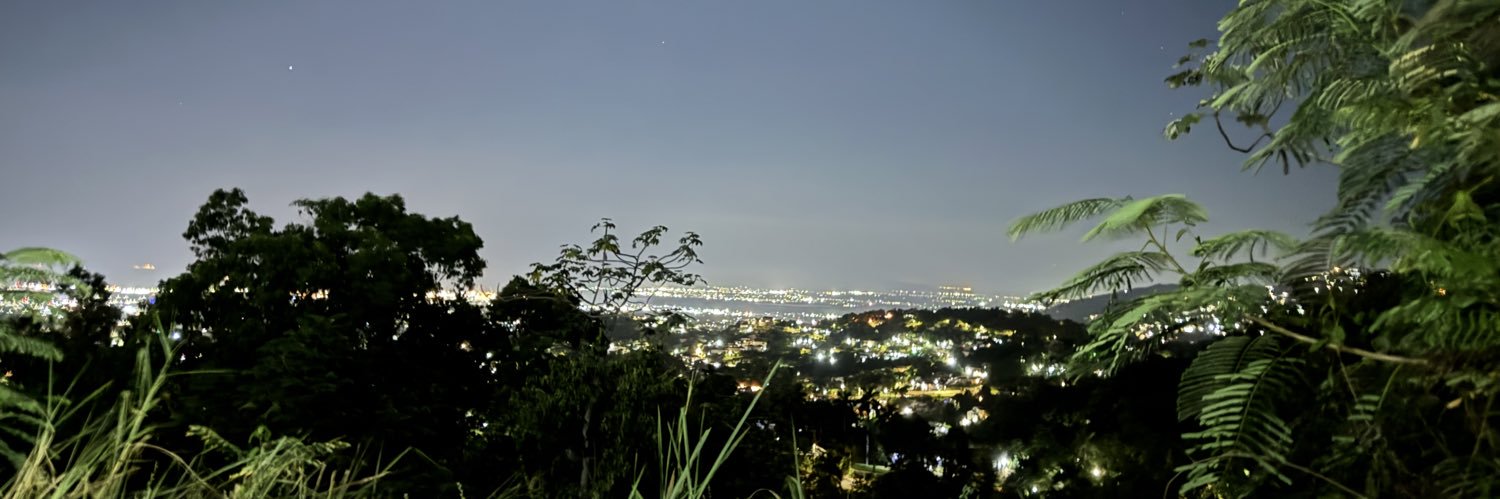livewhoo's profile banner image