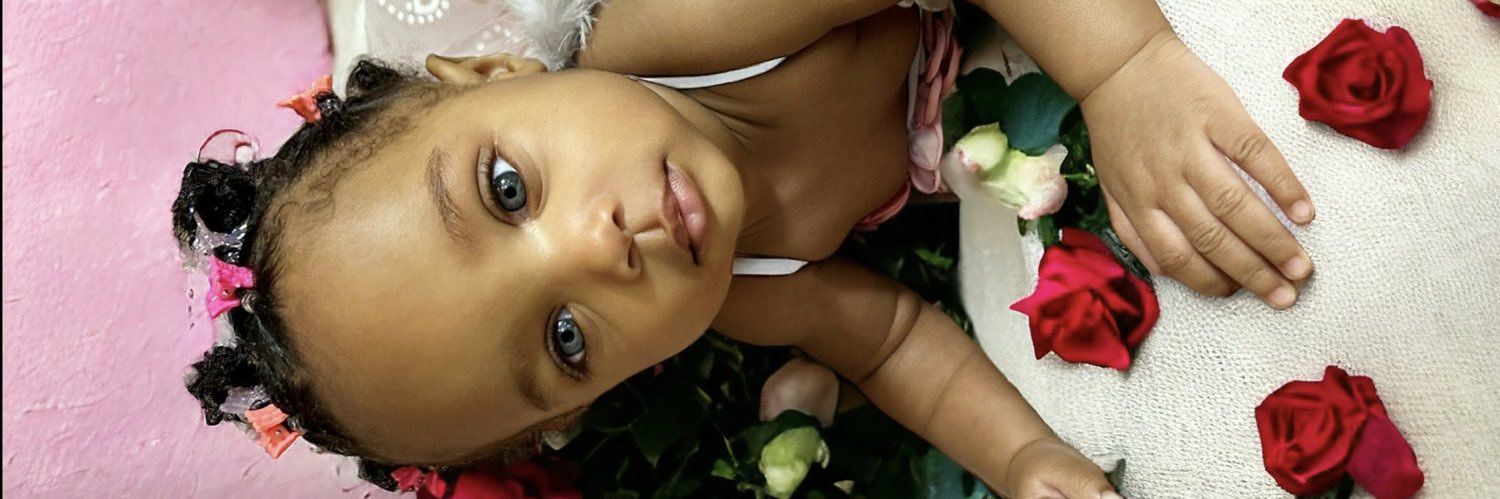 Amor_Chardonnay's profile banner image