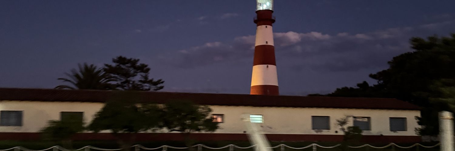 CloeVasquez's profile banner image