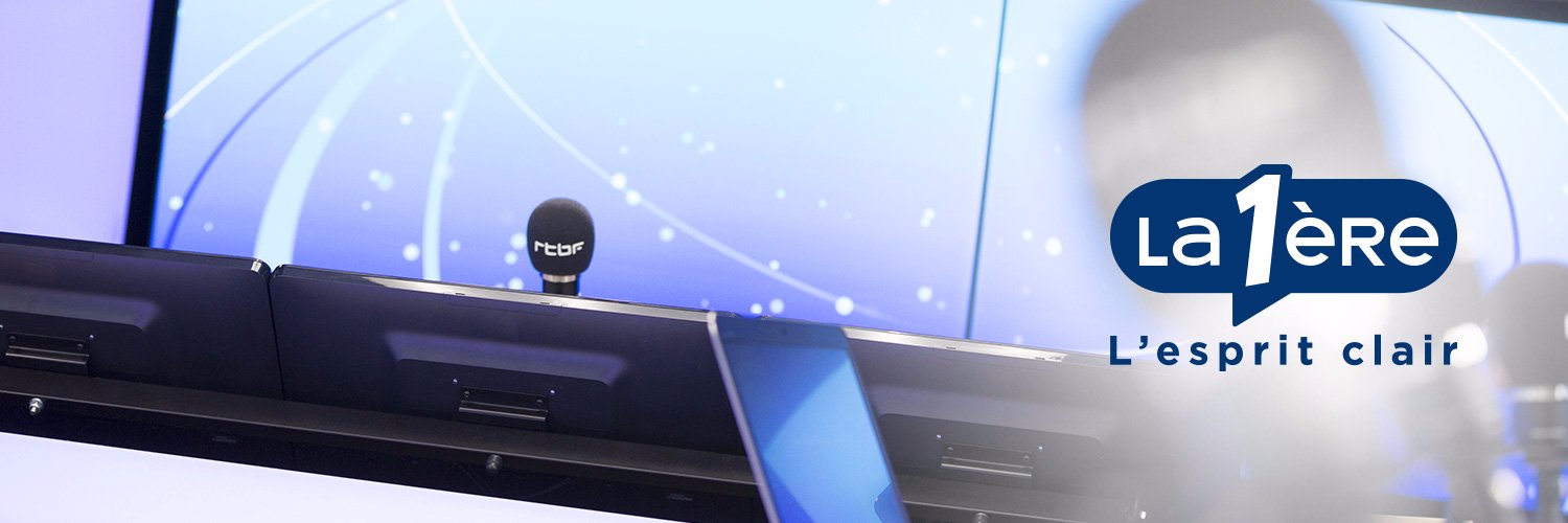 La Première banner