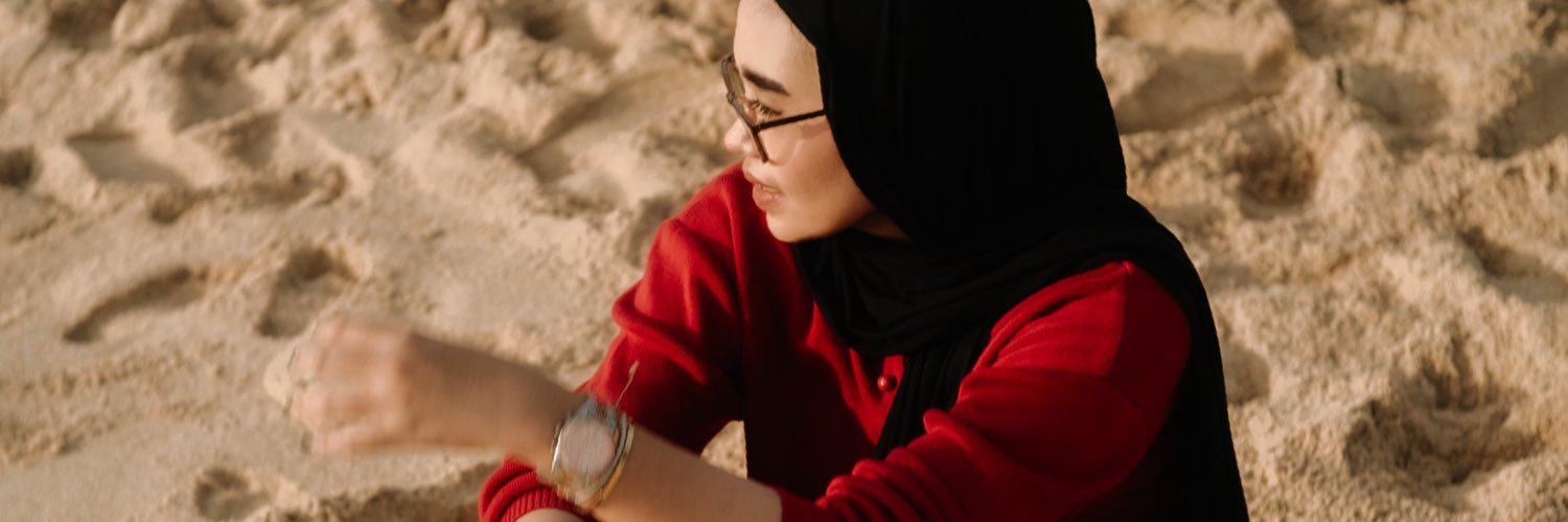 roisasyari's profile banner image