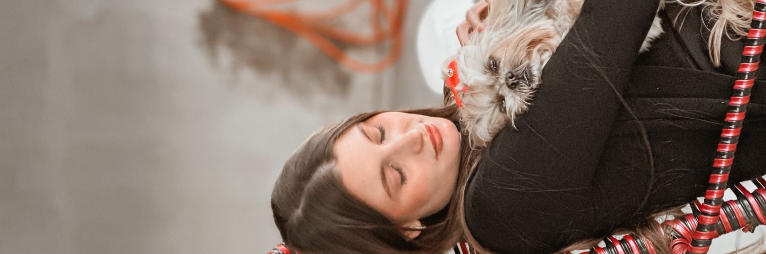 biaborlina's profile banner image
