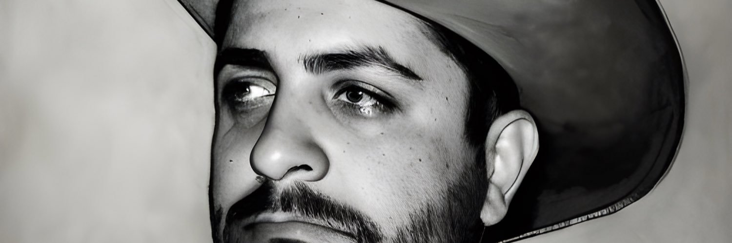roalne's profile banner image