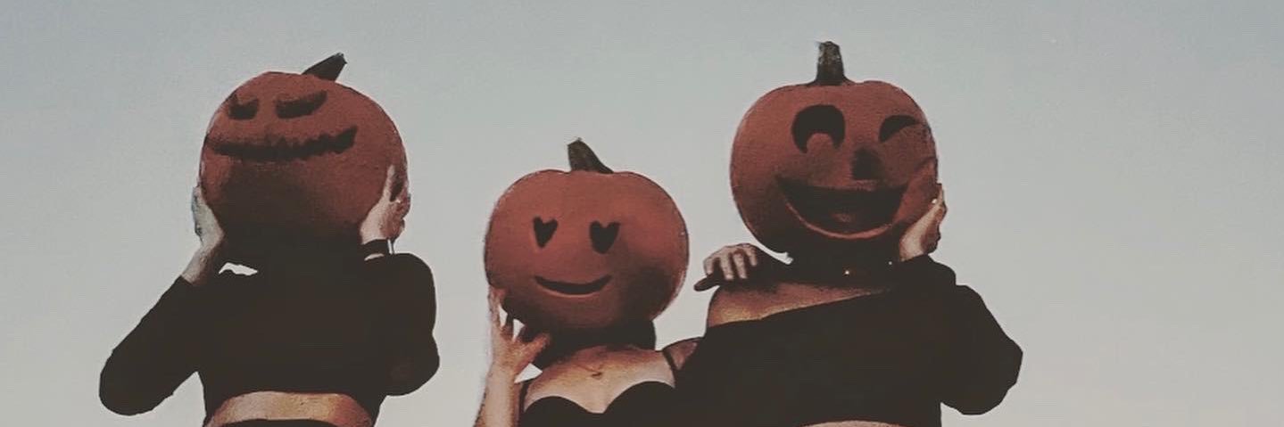 Kortneykei's profile banner image
