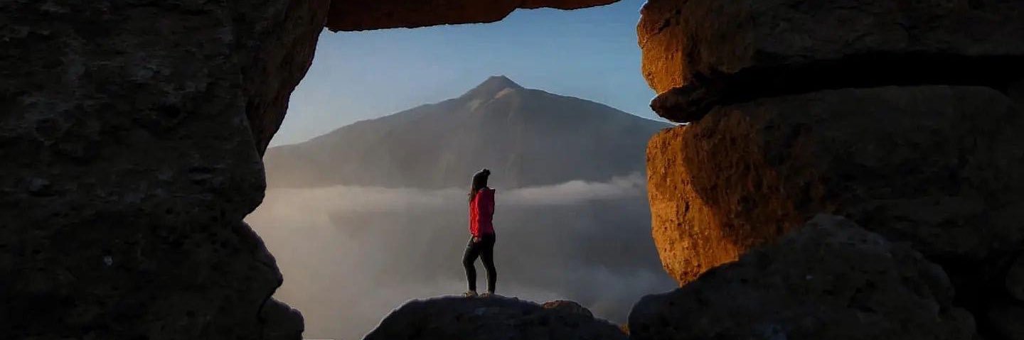 Raquel Guzmán. banner