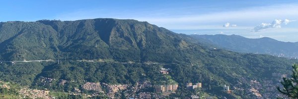 JuliaCorreaNutt Profile Banner