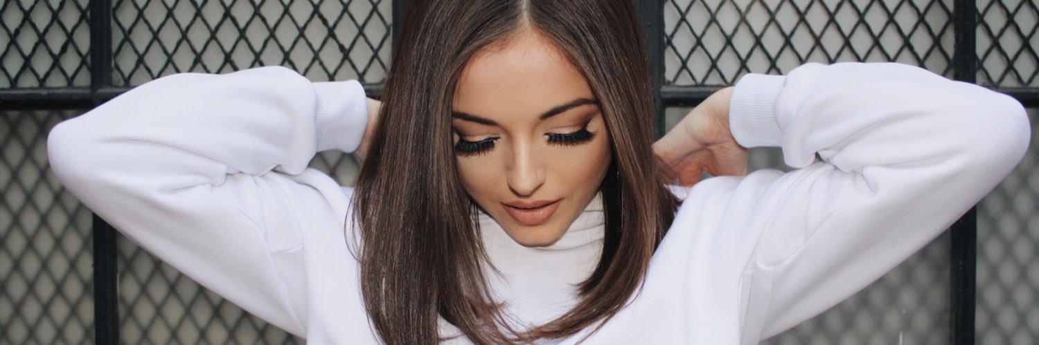_emilybezerra's profile banner image