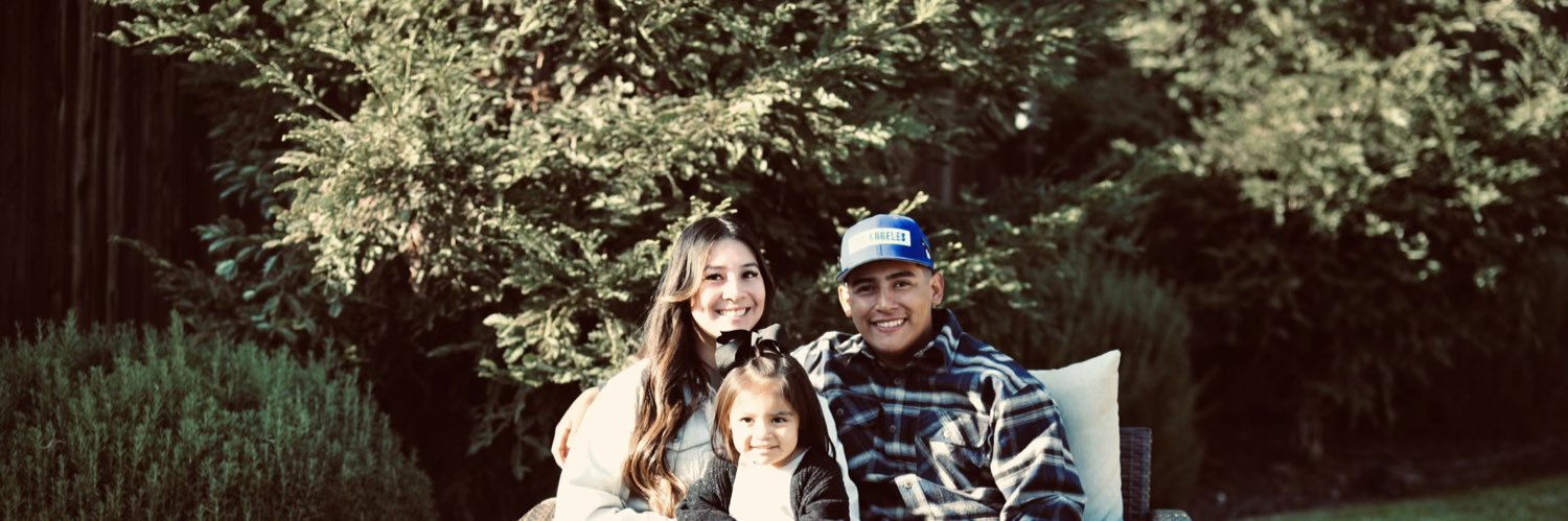 dezzaayy_'s profile banner image