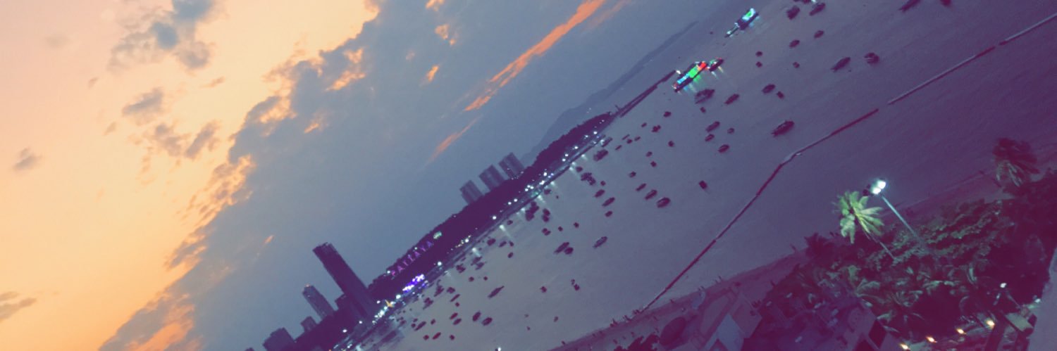Loudyoo's profile banner image