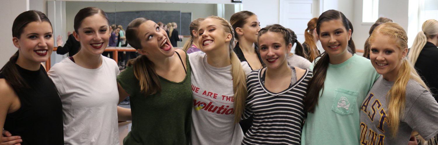 laurenschultz98's profile banner image