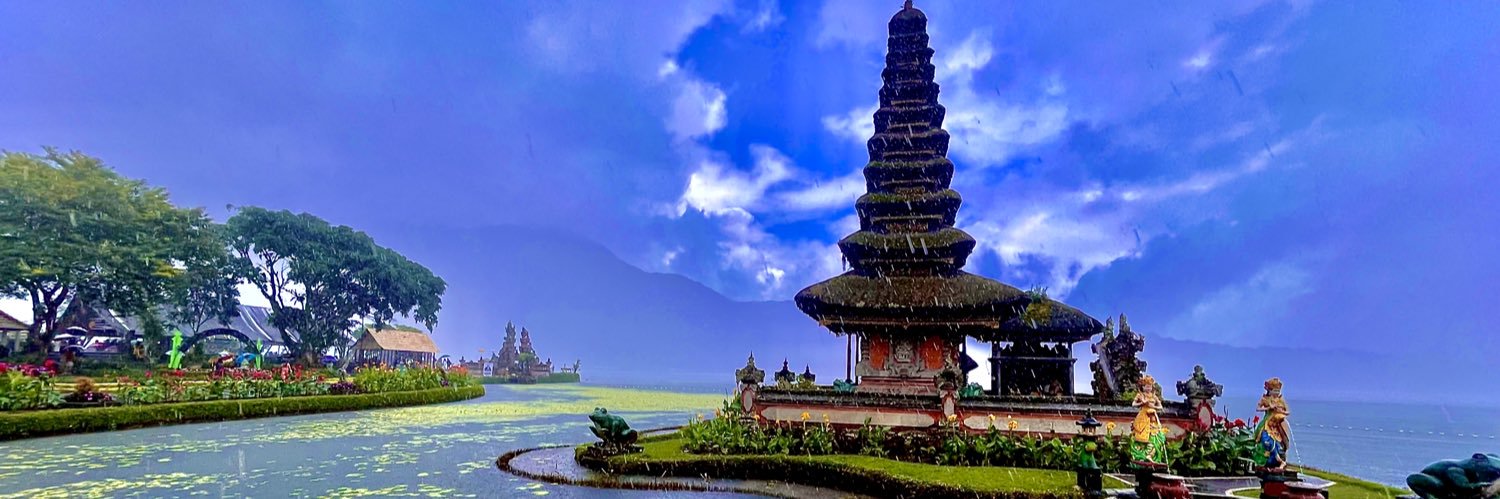 Nathan Titus נתן banner