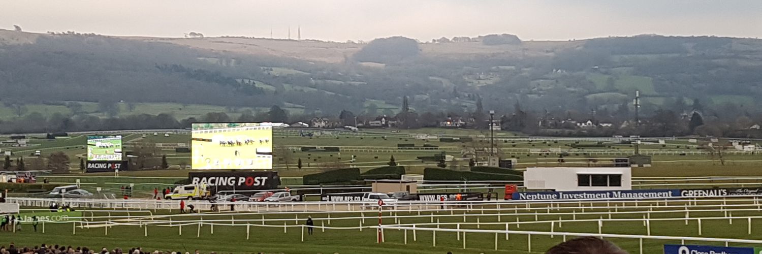 TipsterFollow's profile banner image