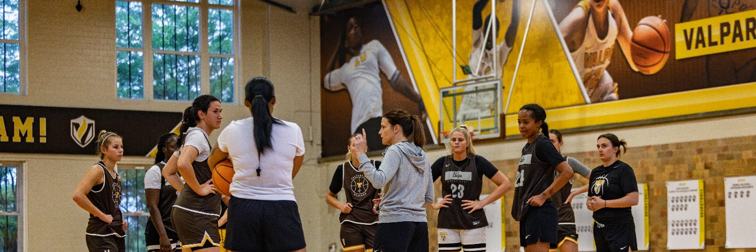 Valpo Women’s Basketball banner