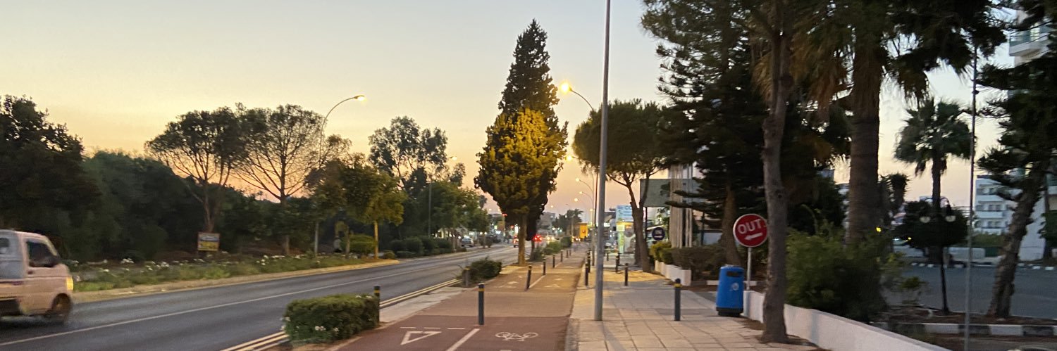 По гороскопу ди-джей banner