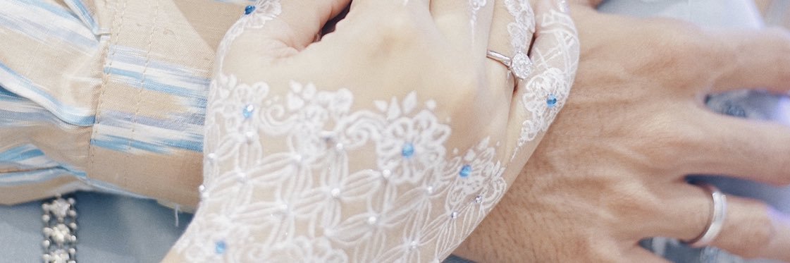 rainaesse's profile banner image