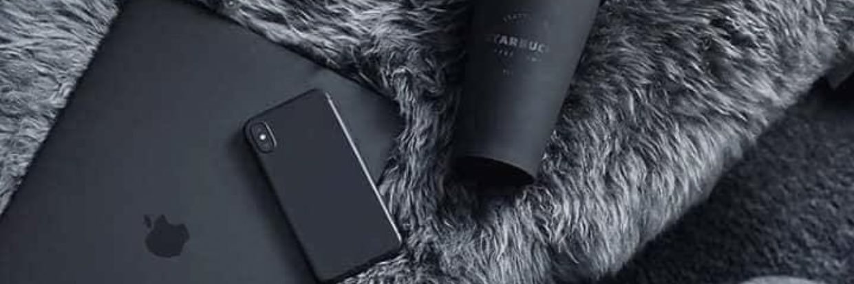 ee22re's profile banner image