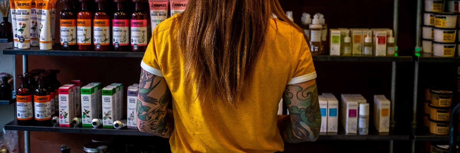 Skinfull Affairs banner