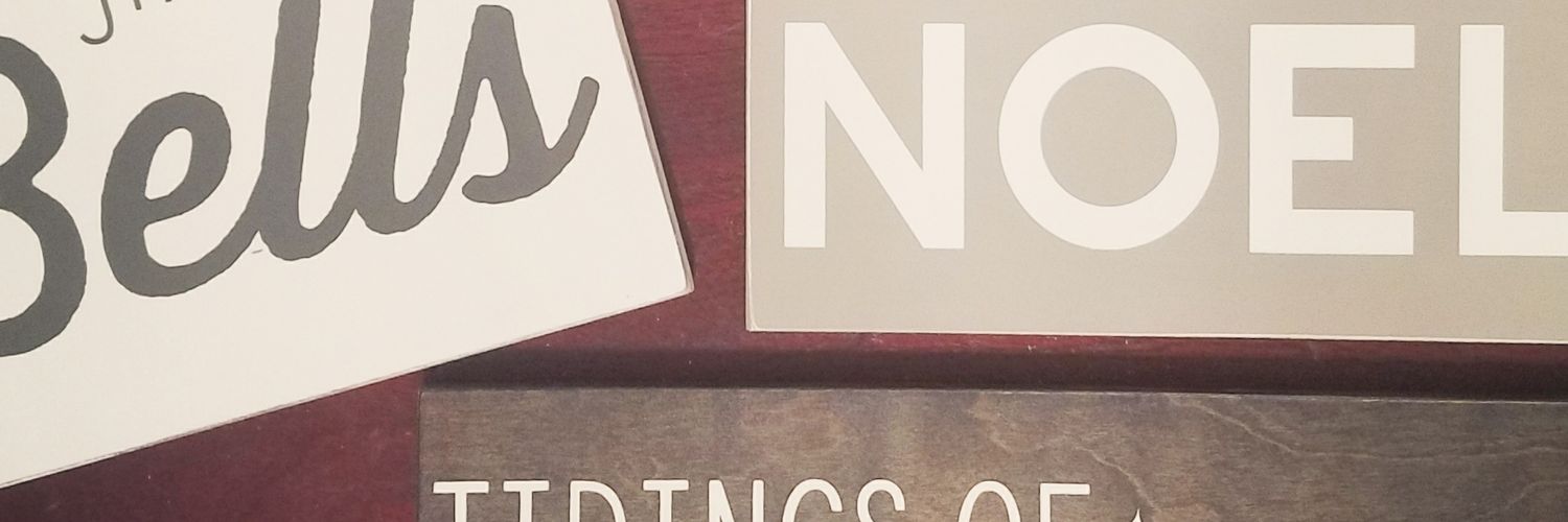 honeysucklepine's profile banner image
