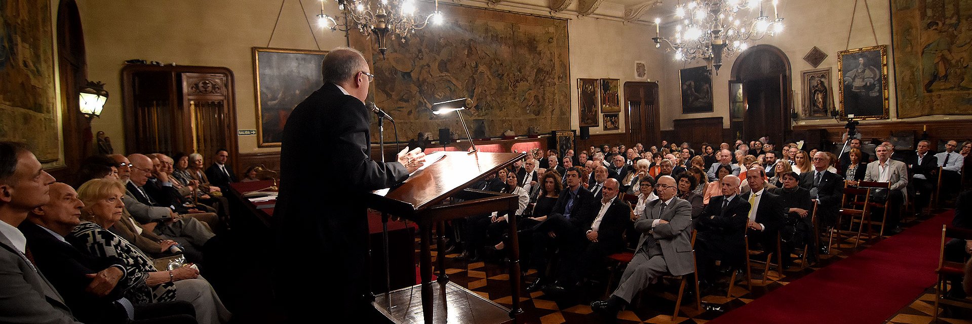 Jorge Fernández Díaz's banner