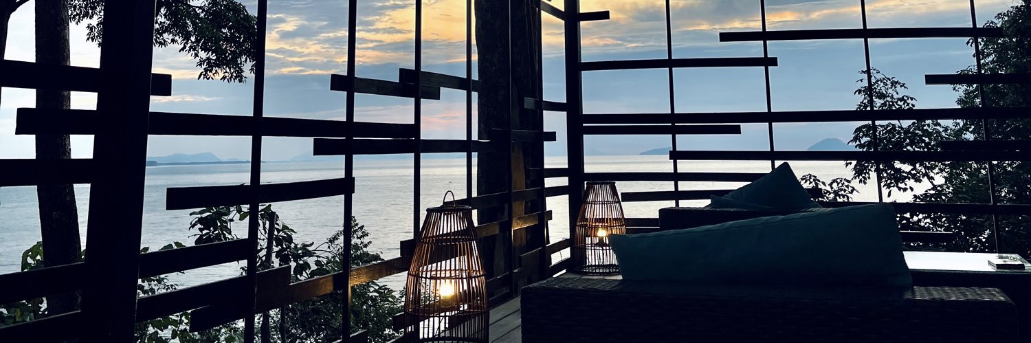 maymlyshspa's profile banner image