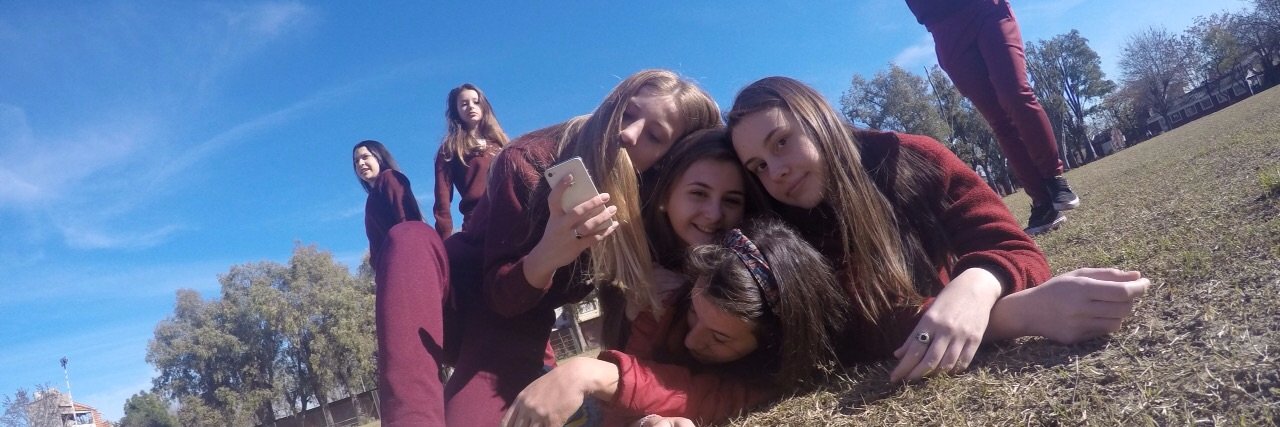 SoffiAndriano's profile banner image