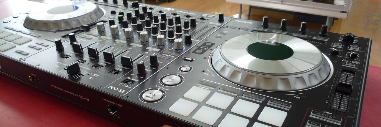 BRIAN THE DEEJAY banner