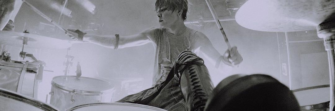 s____523's profile banner image