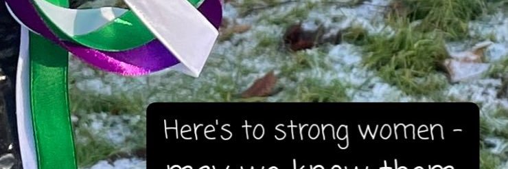 Lorraine Kidd 💜 banner