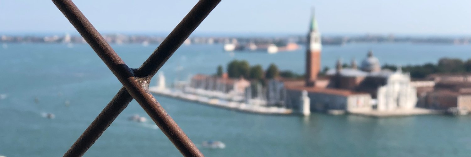 TheBurungo's profile banner image