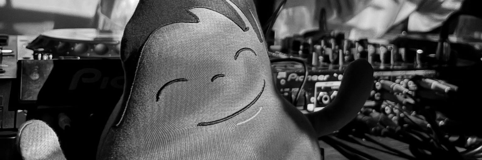 piqLessss / ぴくるす banner