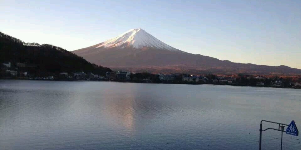 UmiSulifah's profile banner image