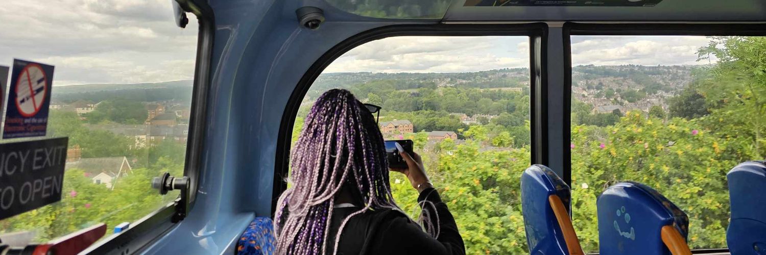 Esha Knows ✨️👩🏾‍💻💬 banner