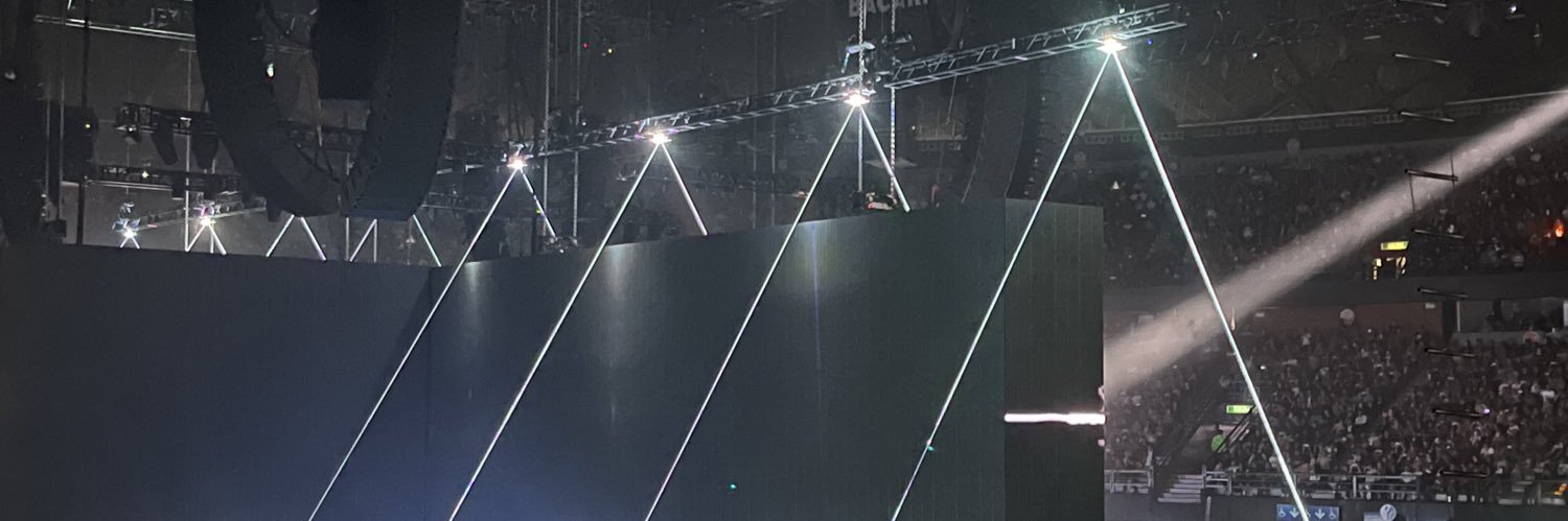 GILP11's profile banner image