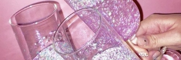alydavv's profile banner image