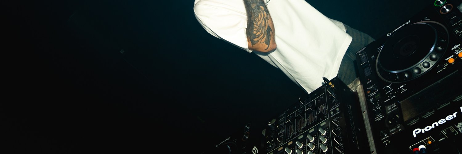 _markov777_'s profile banner image