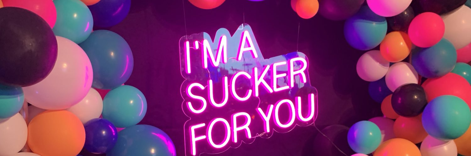 robyn_denney's profile banner image