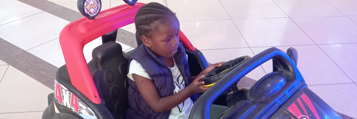 erickotenga's profile banner image