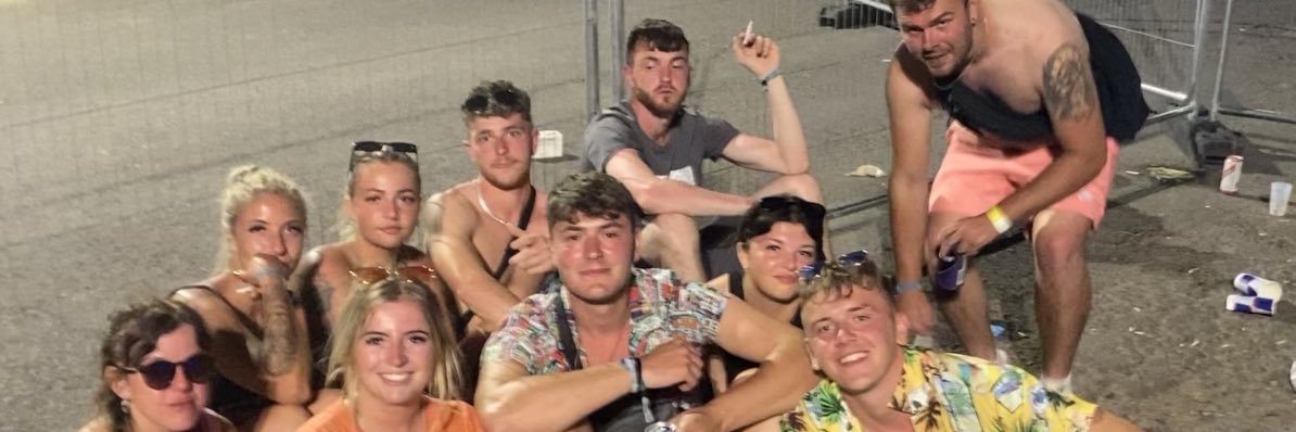 chloeDshaw's profile banner image