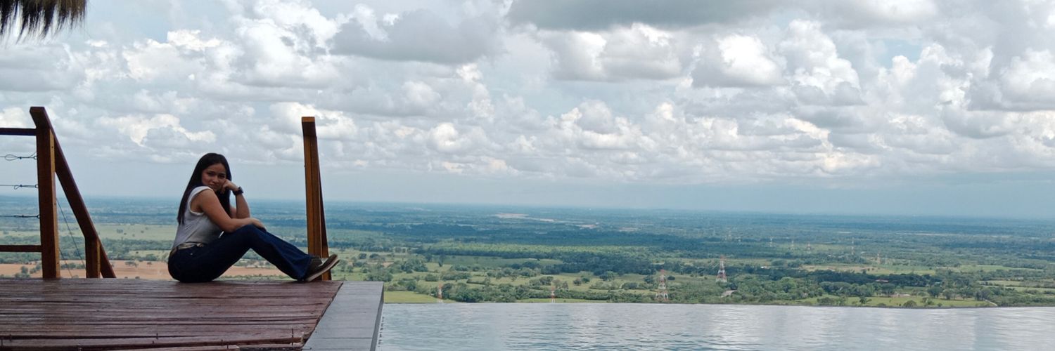 mariacalive93's profile banner image