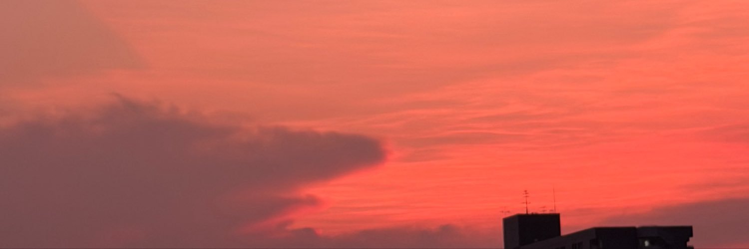 y_srnp's profile banner image