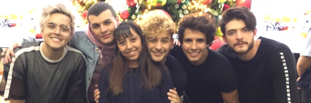 may_qui's profile banner image