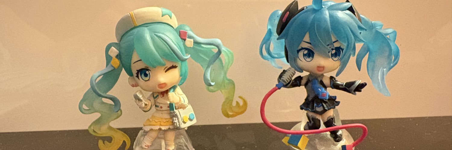KneeeeeeO's profile banner image